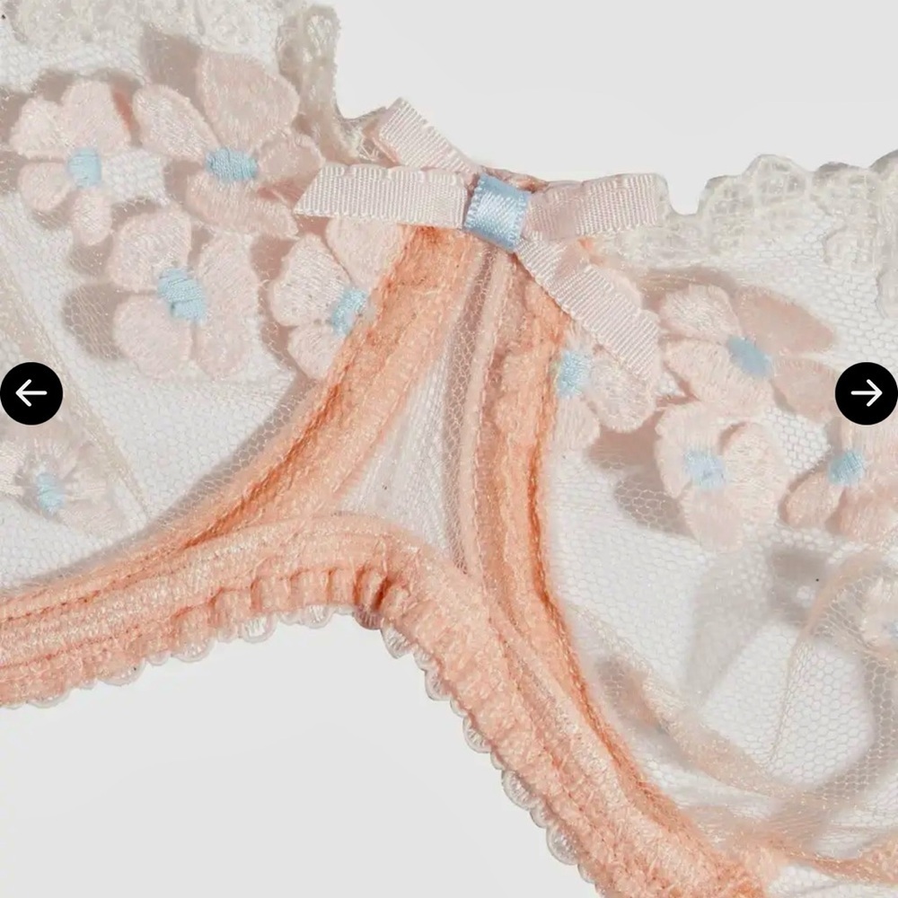 NWT AGENT PROVOCATEUR Bethanie Floral Appliquéd Tulle Underwire Bra in Peach 32E - Picture 2 of 16
